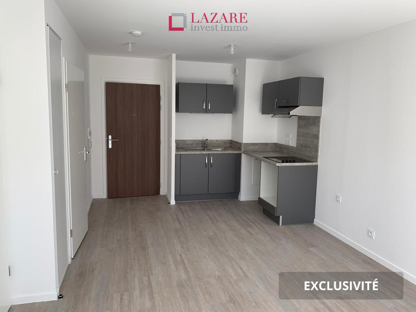 
                                                Location
                                                 A LOUER T2 récent avec 2 parkings