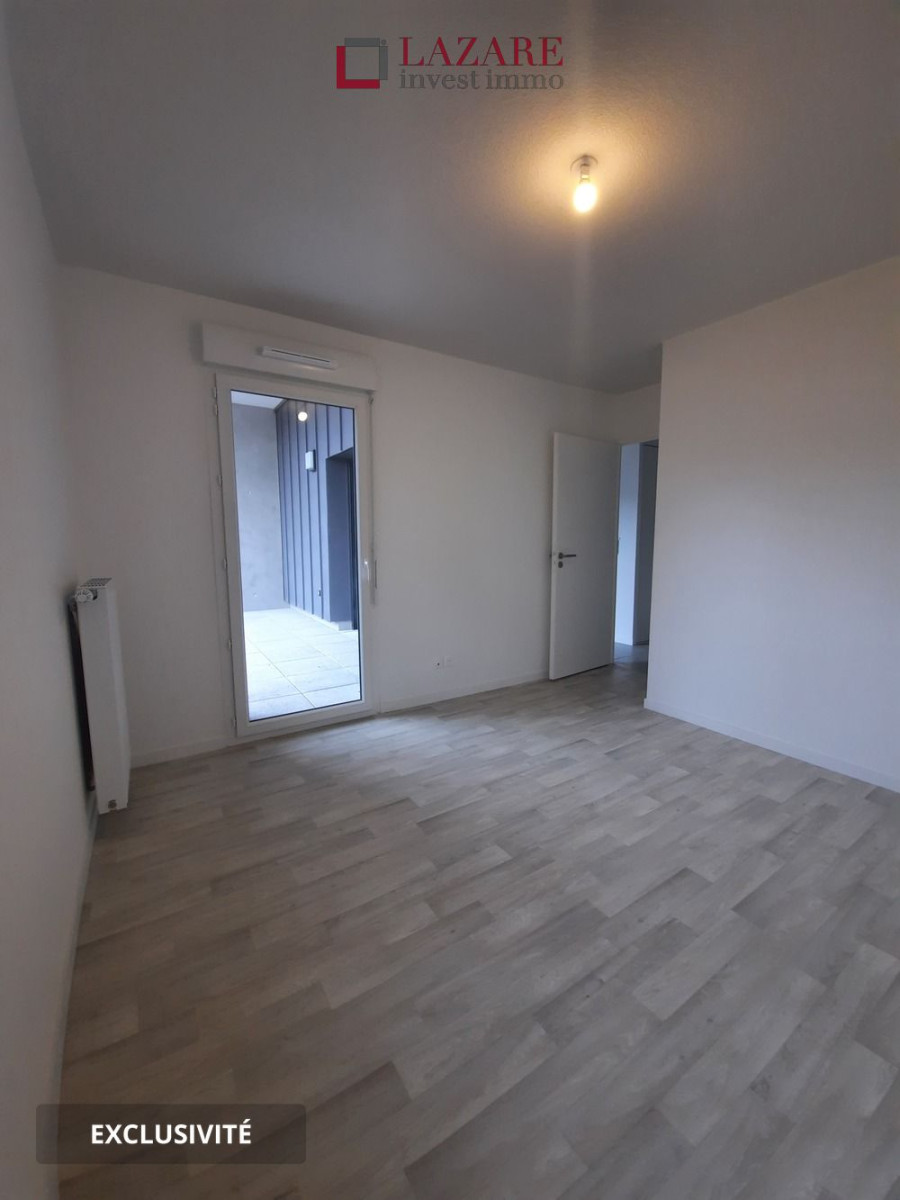 
                                                Location
                                                 A LOUER T2 récent avec garage fermé