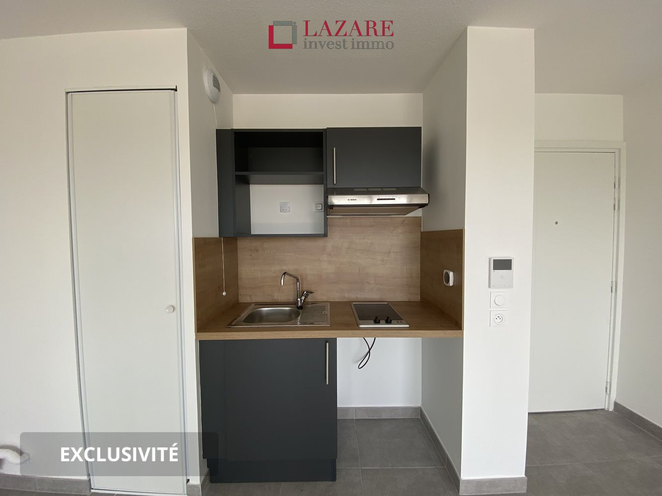 
                                                Location
                                                 A LOUER T2 récent avec parking