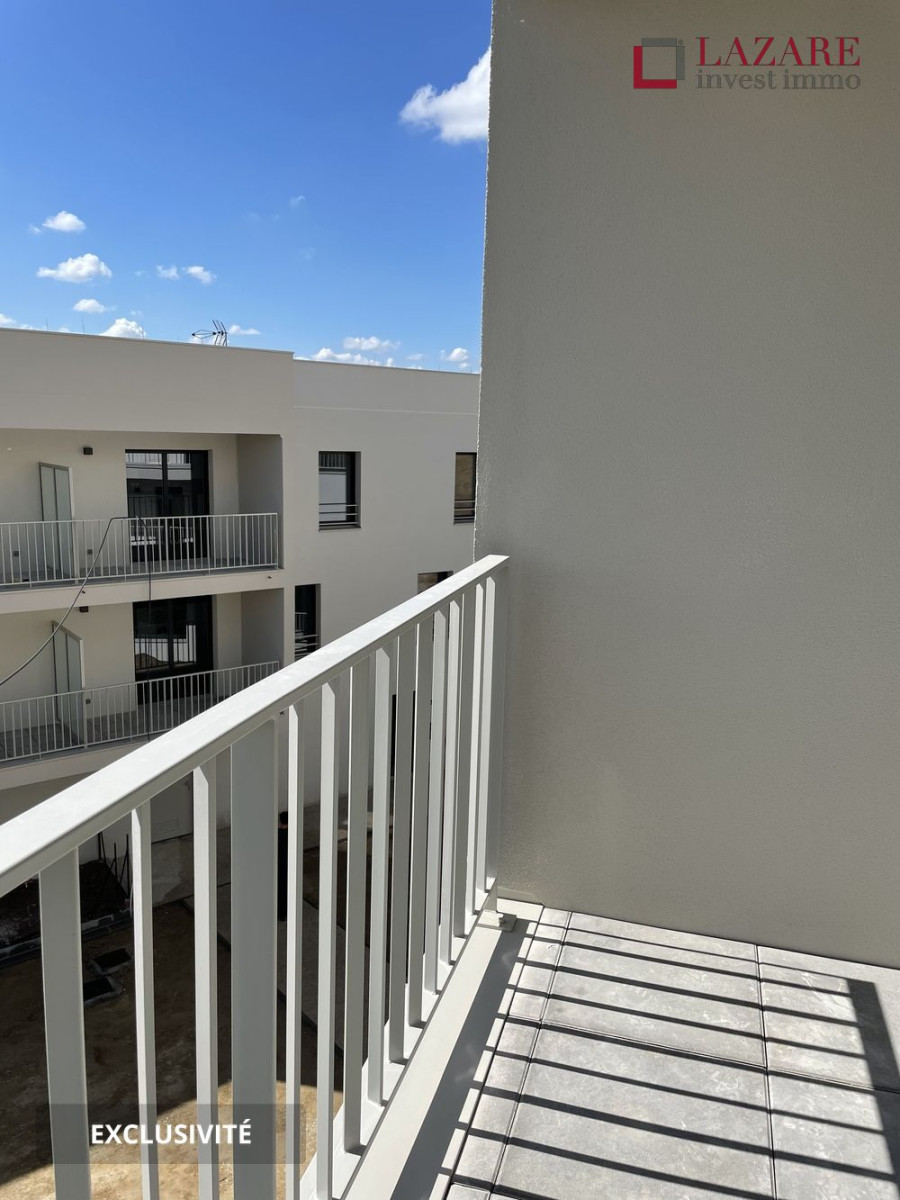 
                                                Location
                                                 A LOUER T2 récent avec parking