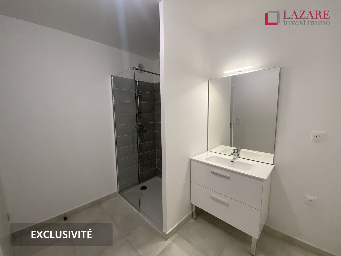 
                                                Location
                                                 A LOUER T2 récent avec terrasse