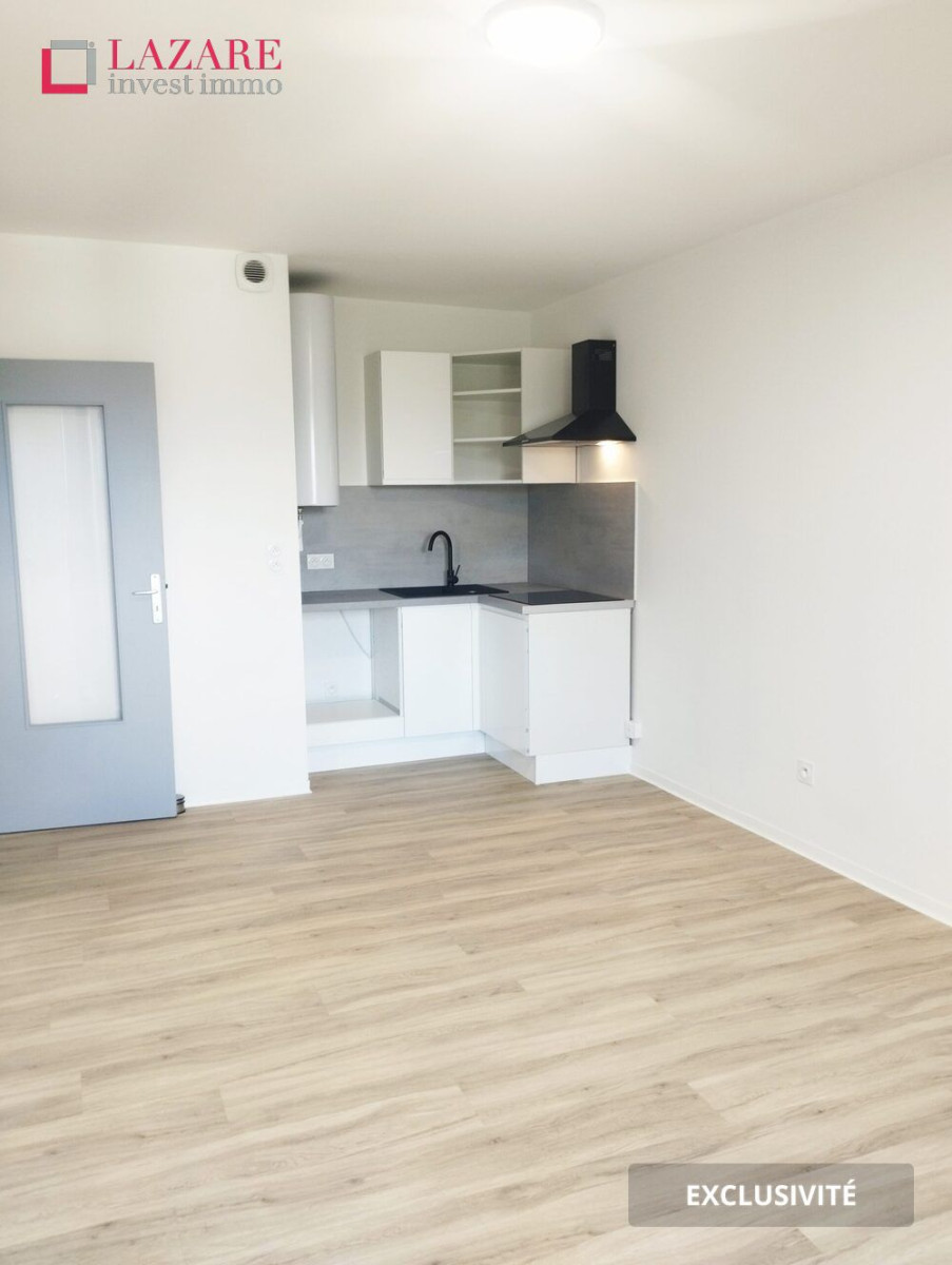 
                                                Location
                                                 A LOUER T2 refait à neuf