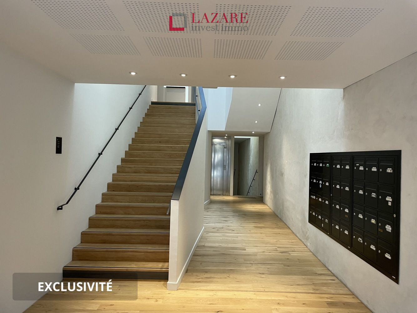 
                                                Location
                                                 A LOUER T2 refait à neuf avec parking