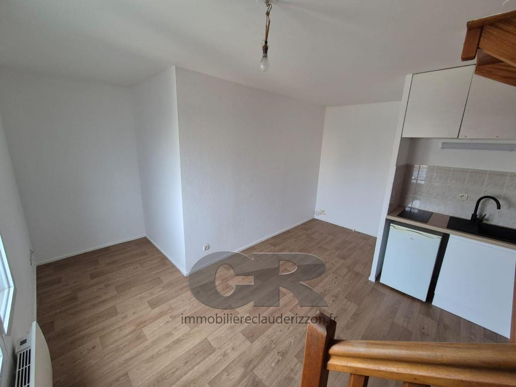 
                                                Location
                                                 a louer t2a duplex - metz sablon
