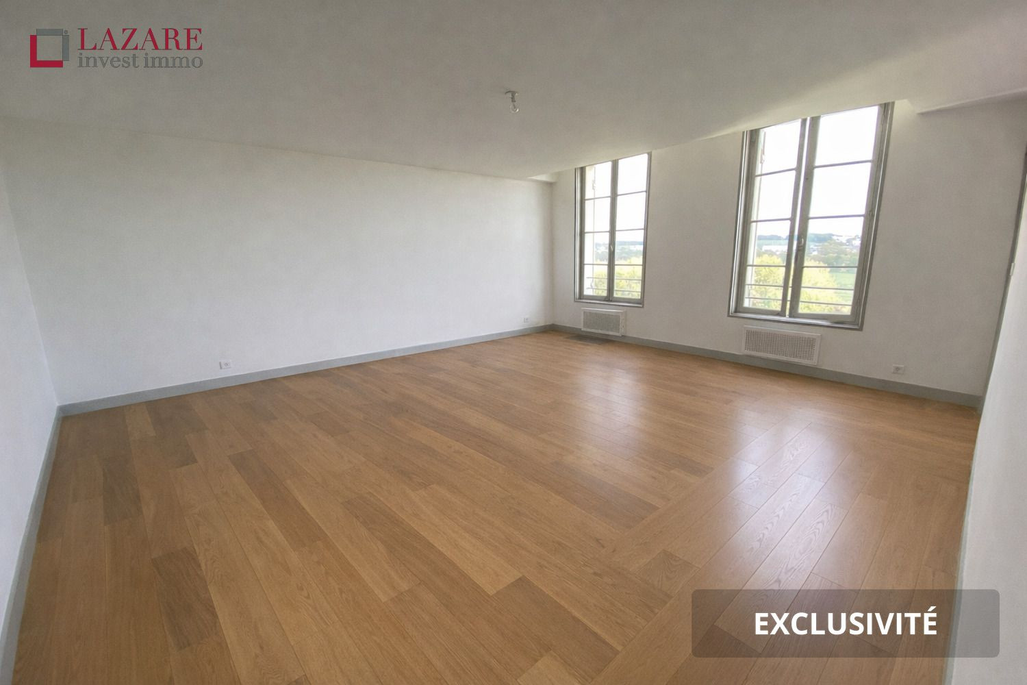 
                                                Location
                                                 A LOUER T3  avec parking