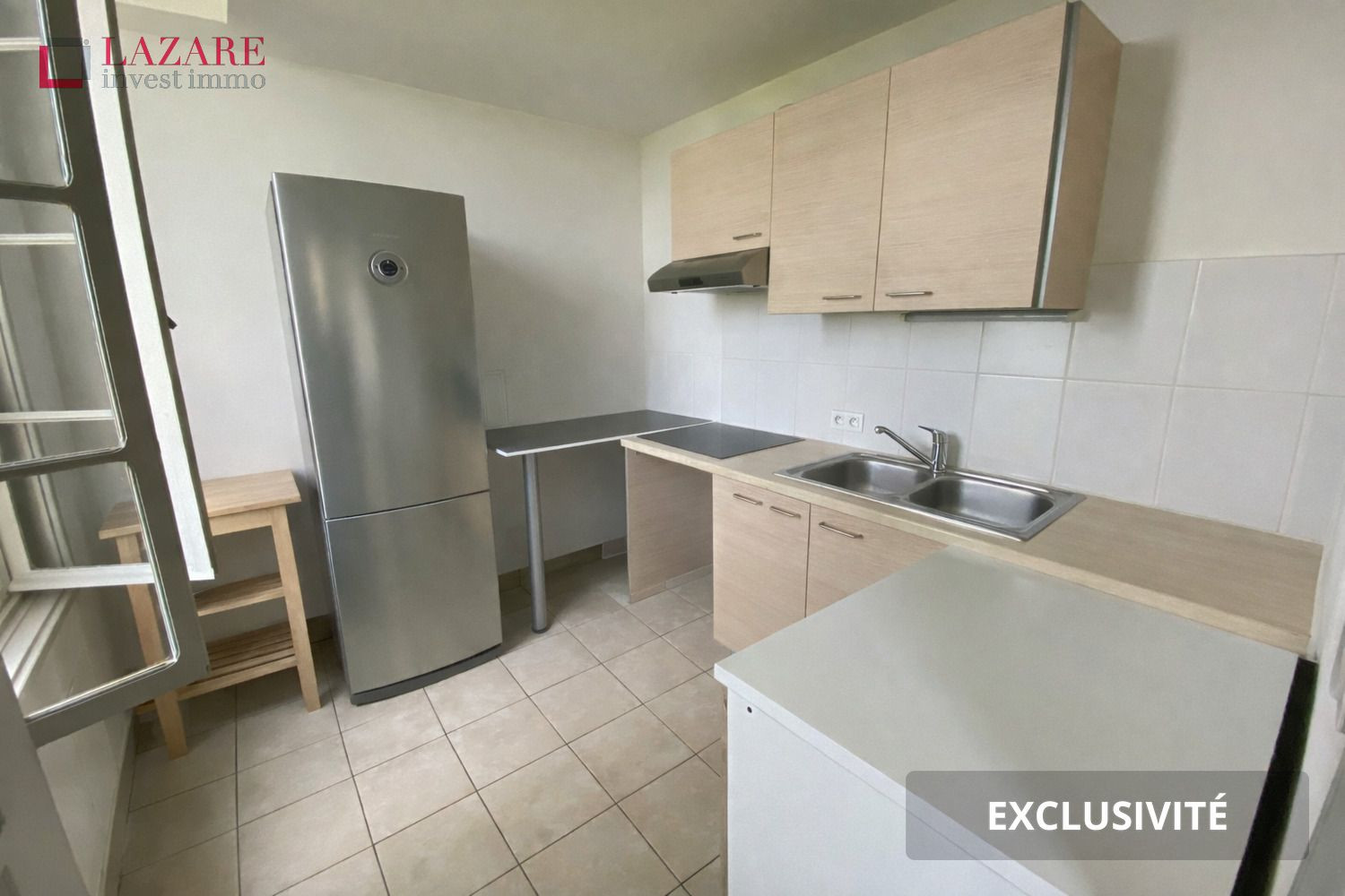 
                                                Location
                                                 A LOUER T3  avec parking
