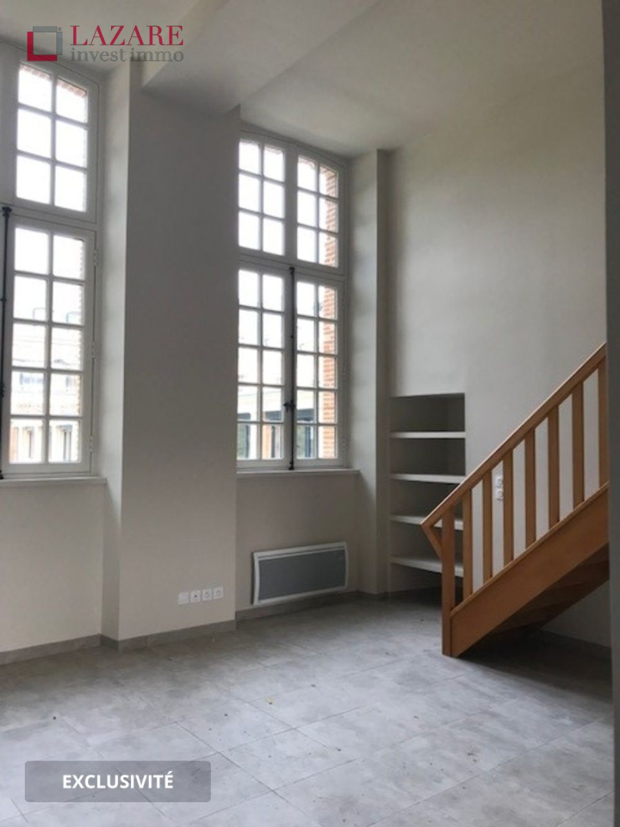 
                                                Location
                                                 A LOUER T3 duplex avec 2 parkings