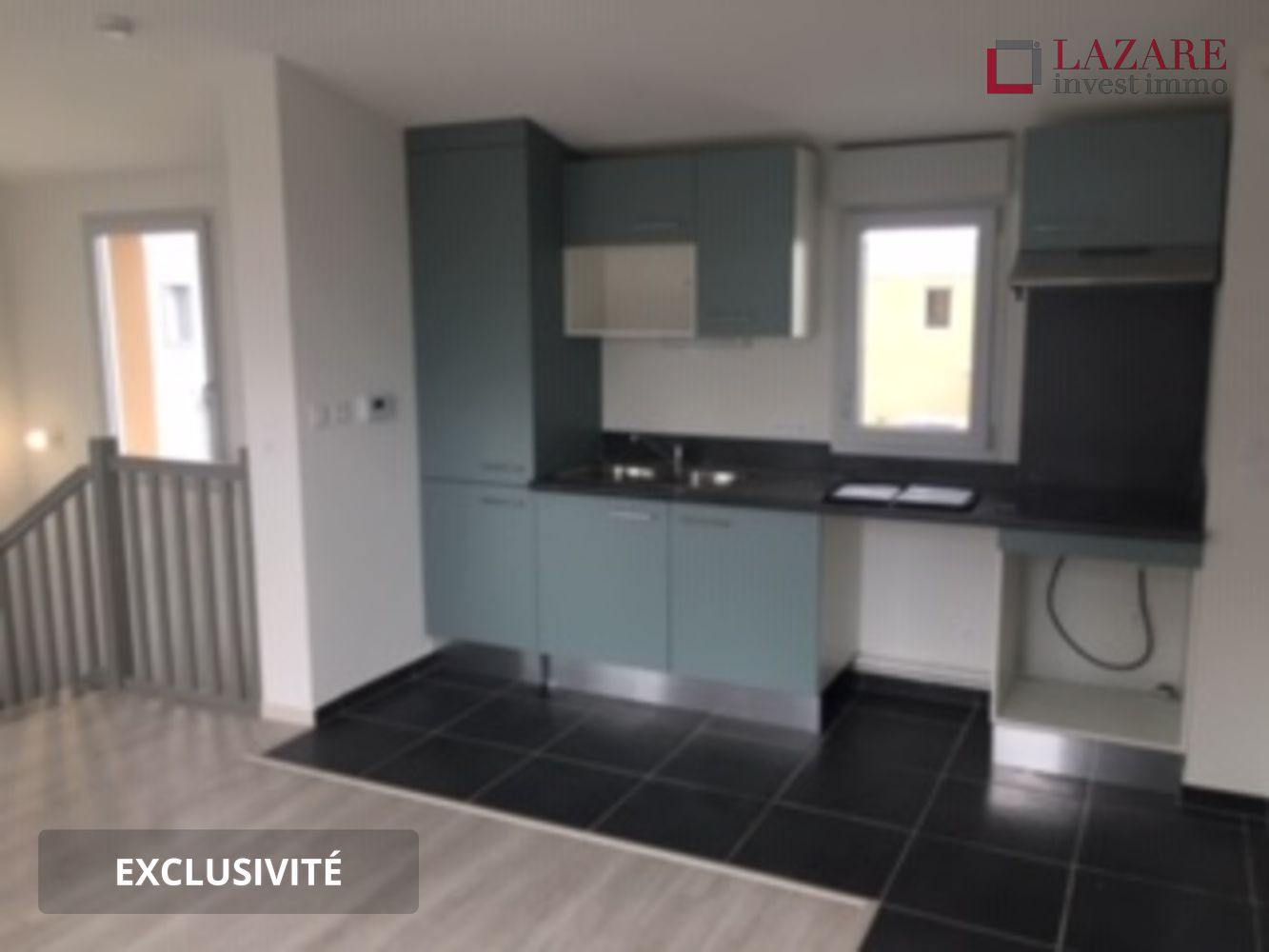 
                                                Location
                                                 A LOUER T3 Duplex récent avec parking