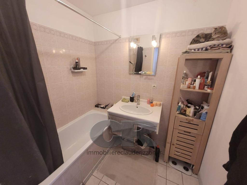 
                                                Location
                                                 A LOUER T3 - METZ BELLECROIX