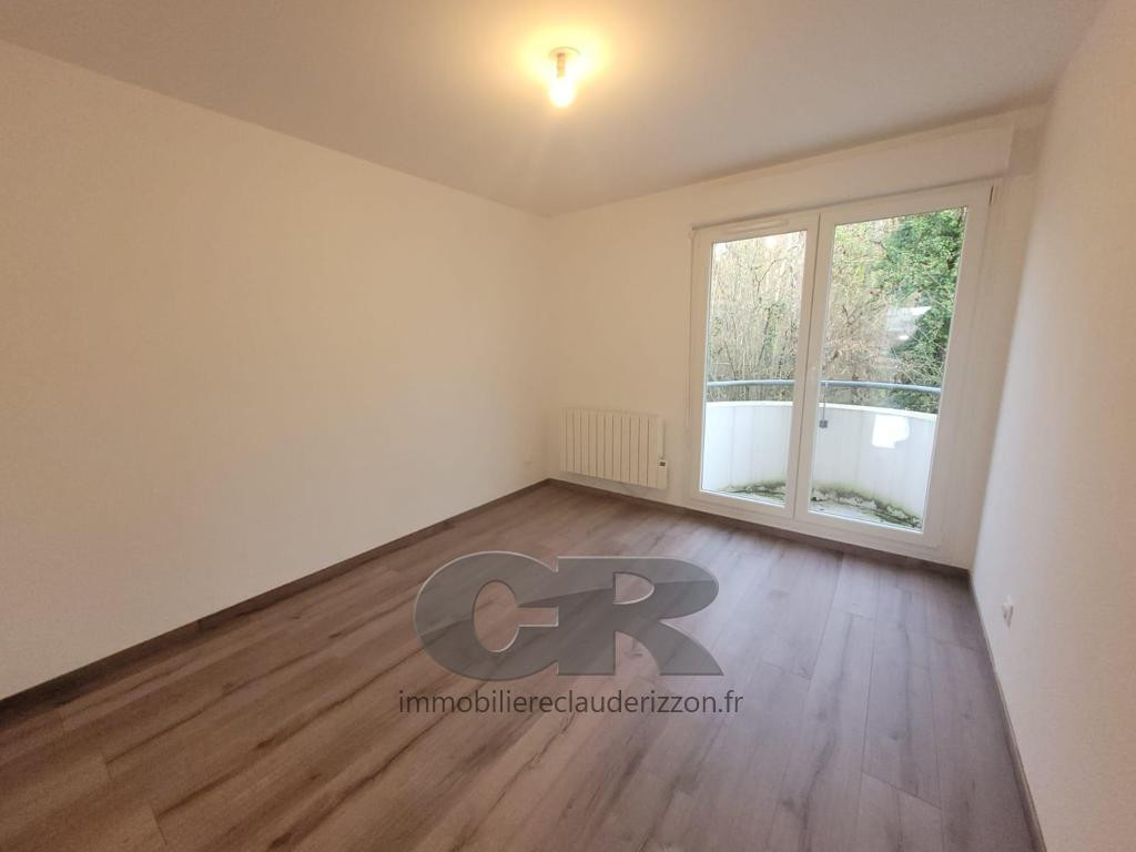 
                                                Location
                                                 a louer t3 - metz queuleu