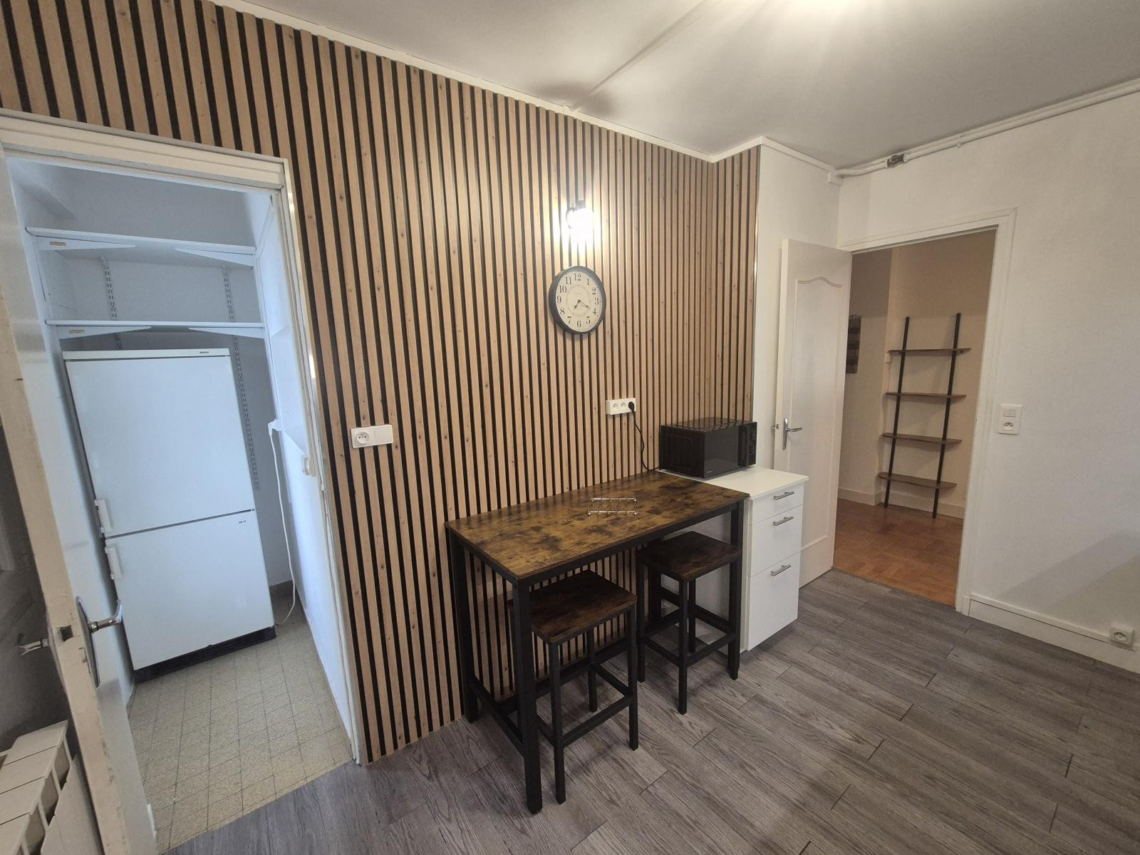 
                                                Location
                                                 À louer – T3 meublé 83 m² – Guéret centre