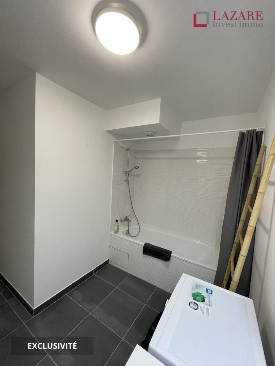 
                                                Location
                                                 A LOUER T3 meublé neuf avec parking