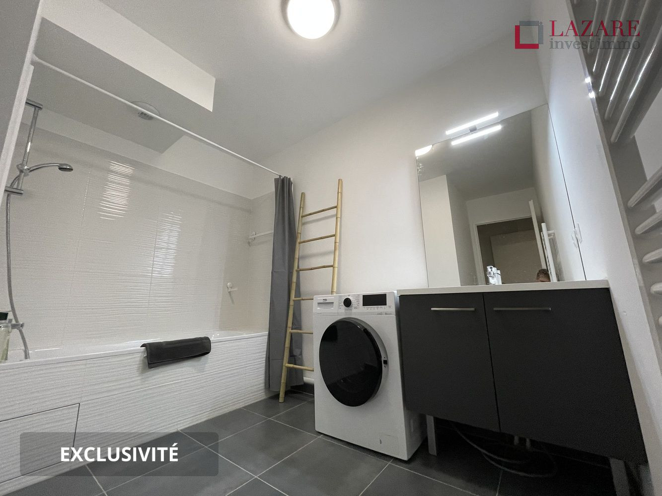 
                                                Location
                                                 A LOUER T3 meublé neuf avec parking