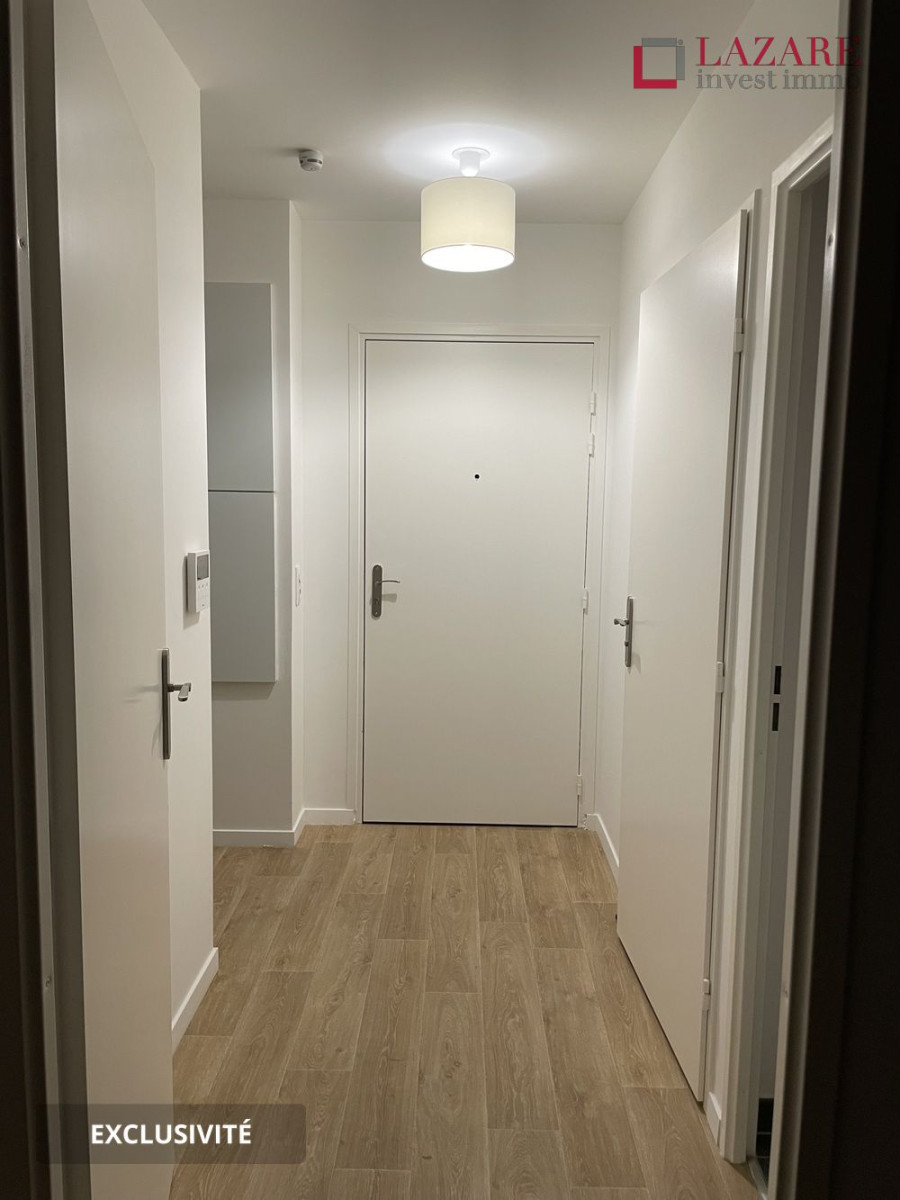 
                                                Location
                                                 A LOUER T3 meublé neuf avec parking