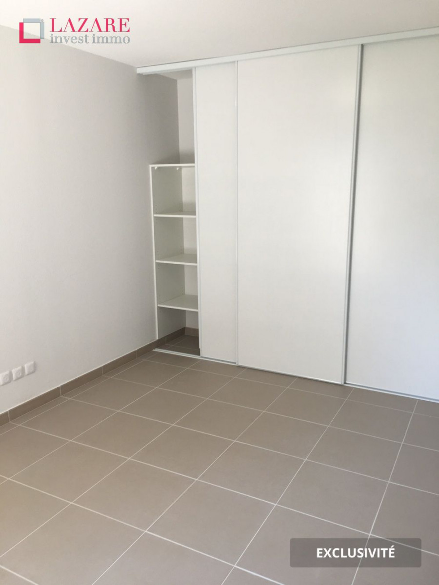 
                                                Location
                                                 A LOUER T3 récent avec 2 parkings