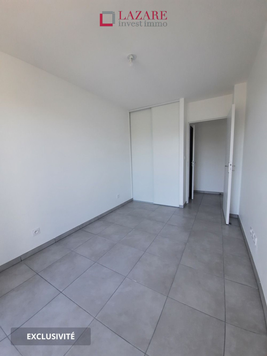 
                                                Location
                                                 A LOUER T3 récent avec 2 parkings