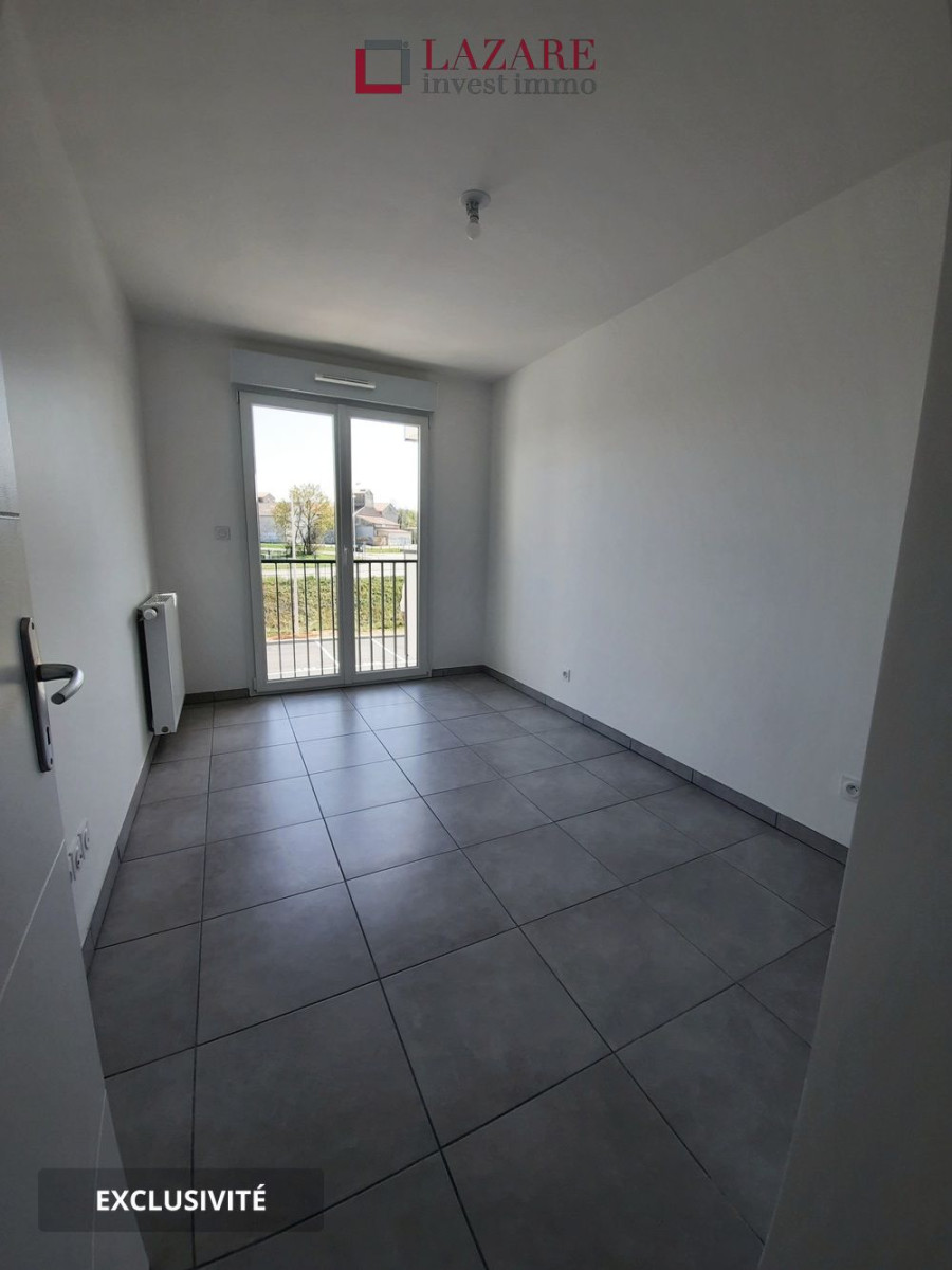 
                                                Location
                                                 A LOUER T3 récent avec 2 parkings