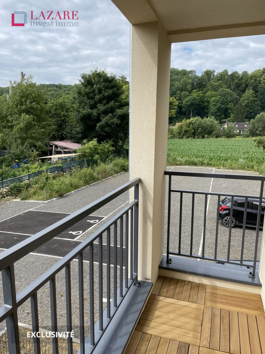 
                                                Location
                                                 A LOUER T3 récent avec 2 parkings