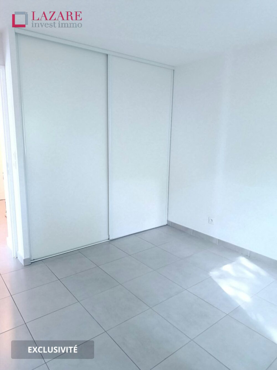 
                                                Location
                                                 A LOUER T3 récent avec 2 parkings