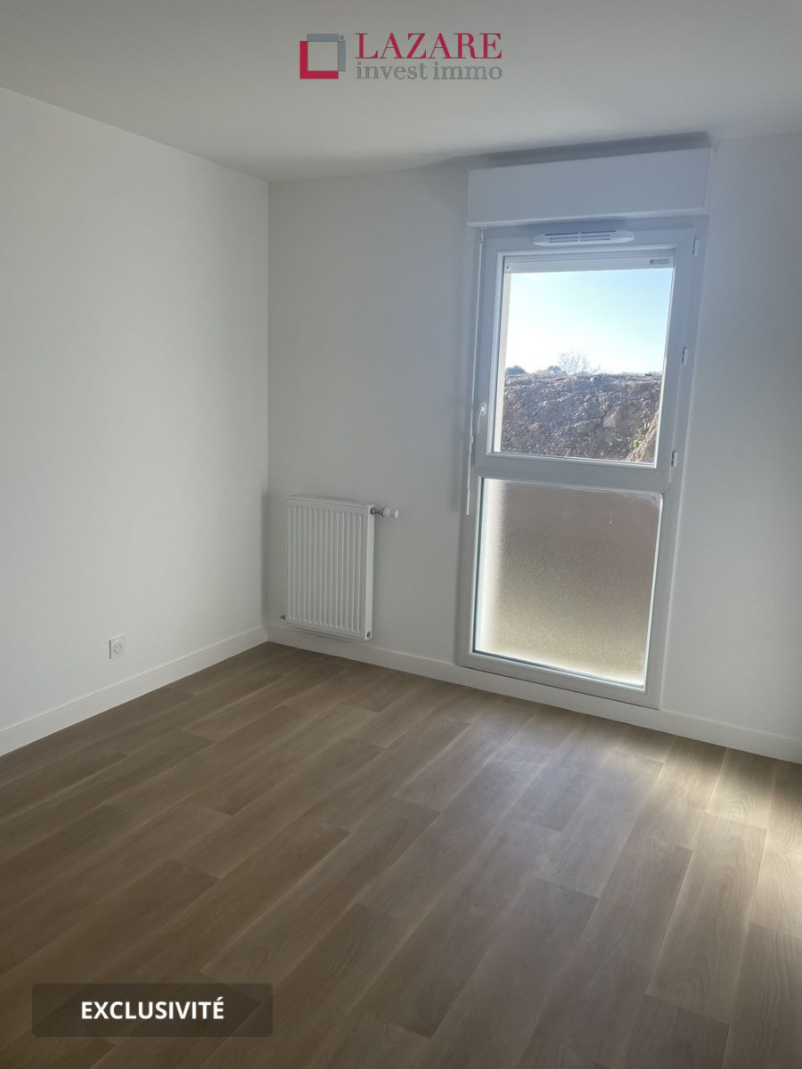 
                                                Location
                                                 A LOUER T3 récent avec 2 parkings et une cave