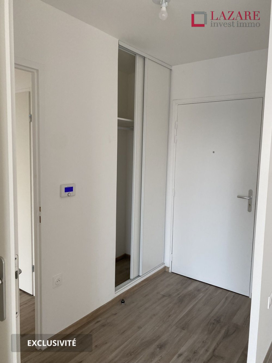 
                                                Location
                                                 A LOUER T3 récent avec balcon et parking