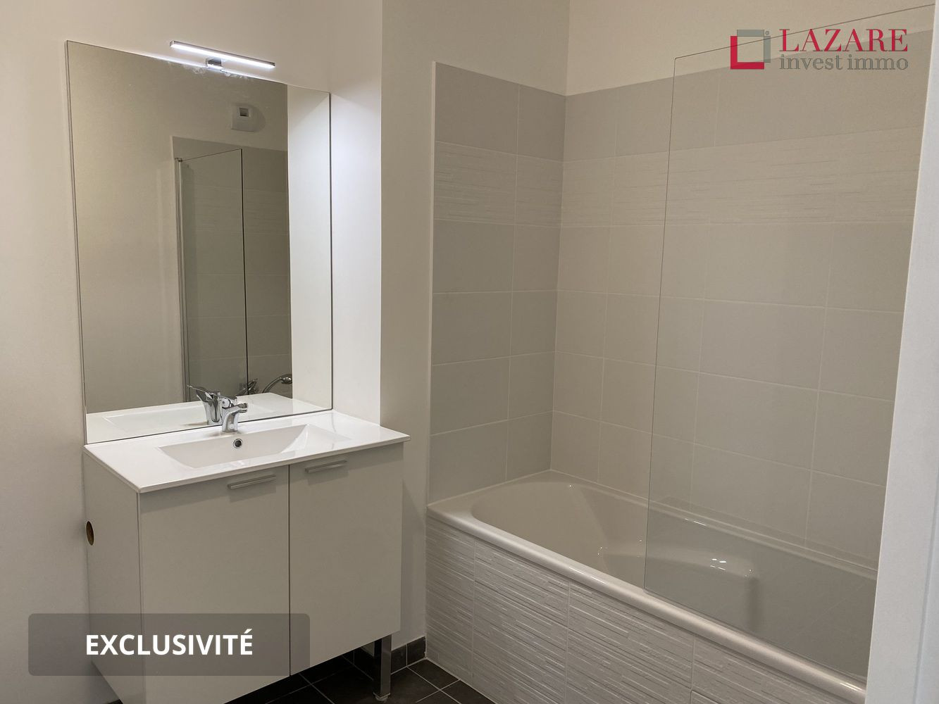 
                                                Location
                                                 A LOUER T3 récent avec balcon et parking