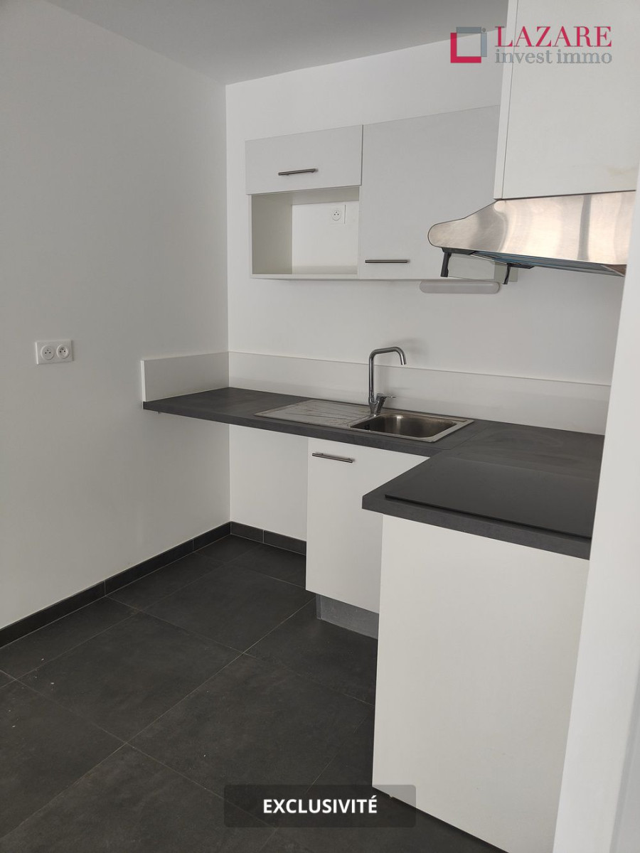 
                                                Location
                                                 A LOUER T3 récent avec balcon et  parking