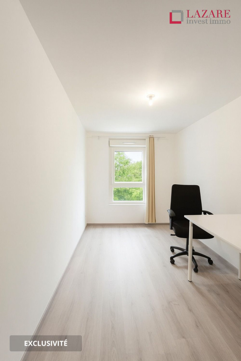 
                                                Location
                                                 A LOUER T3 récent avec parking