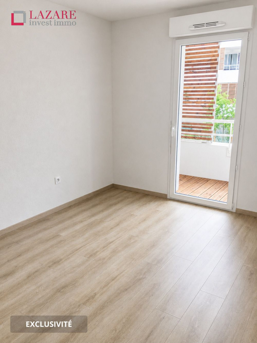 
                                                Location
                                                 A LOUER T3 récent avec parking