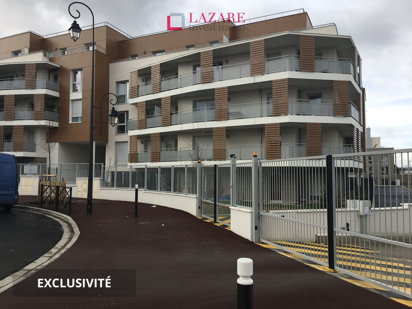 
                                                Location
                                                 A LOUER T3 récent avec parking