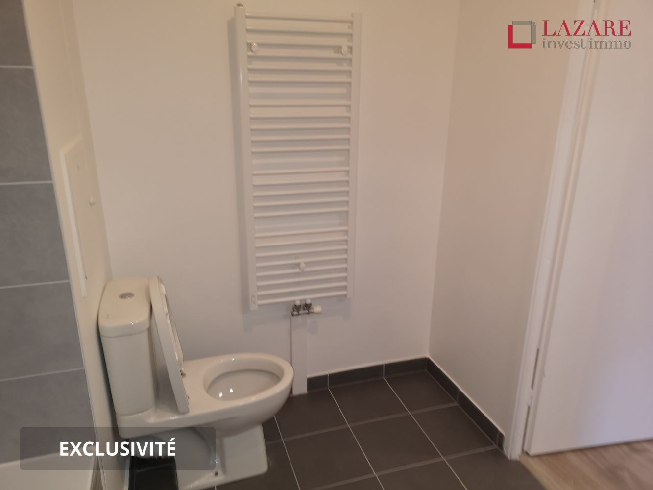 
                                                Location
                                                 A LOUER T3 récent avec parking et cave