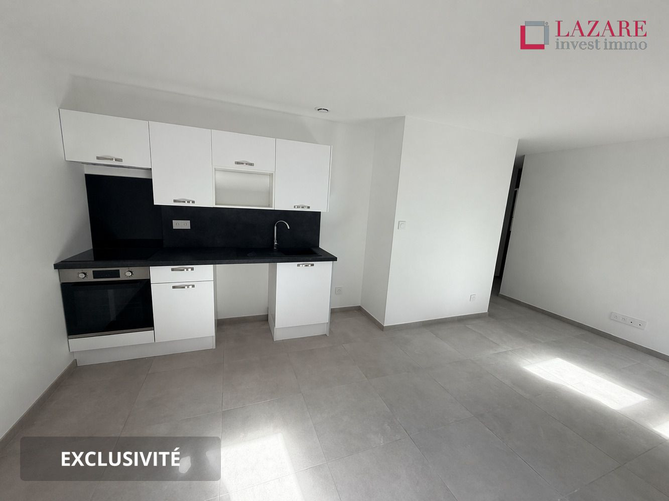 
                                                Location
                                                 A LOUER T3 refait à neuf