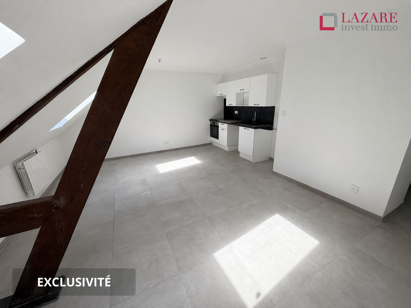 
                                                Location
                                                 A LOUER T3 refait à neuf
