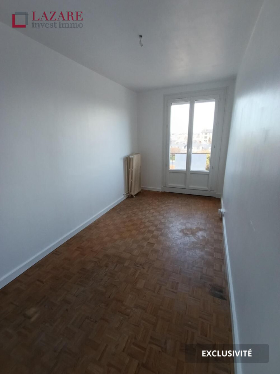 
                                                Location
                                                 A LOUER T3 rénové
