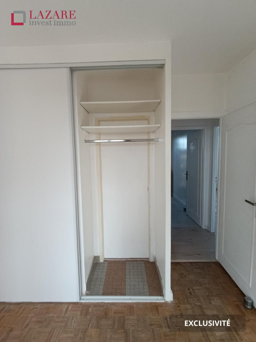 
                                                Location
                                                 A LOUER T3 rénové