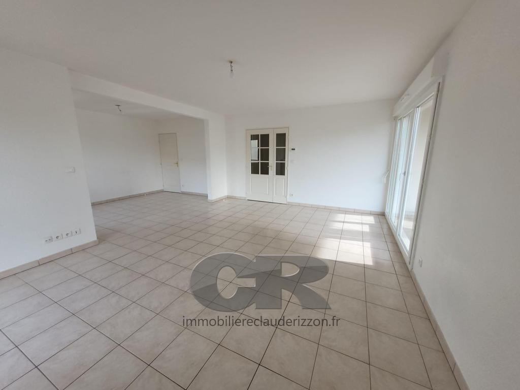 
                                                Location
                                                 a louer - t3bis - metz sablon