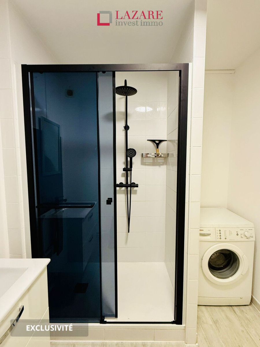 
                                                Location
                                                 A LOUER T4 meublé refait à neuf avec parking