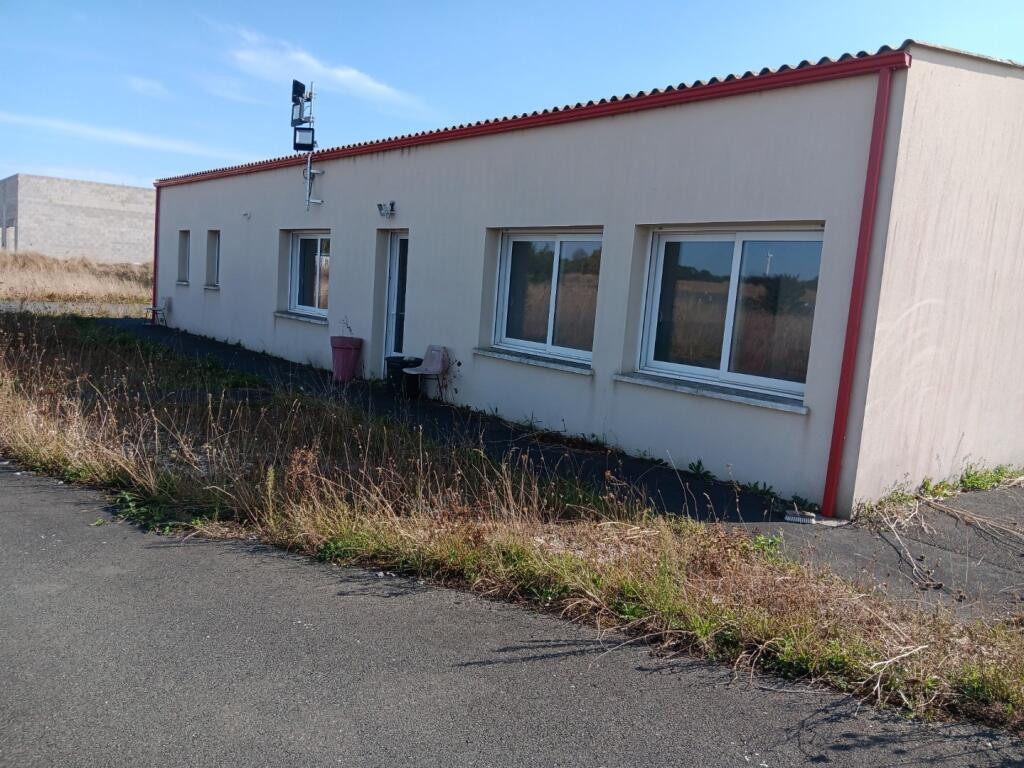 
                                                Location
                                                 À louer –Terrain Industriel de 1,8 hectares à Saint-Sauveur-d'Aunis – Charente-Maritime (17)