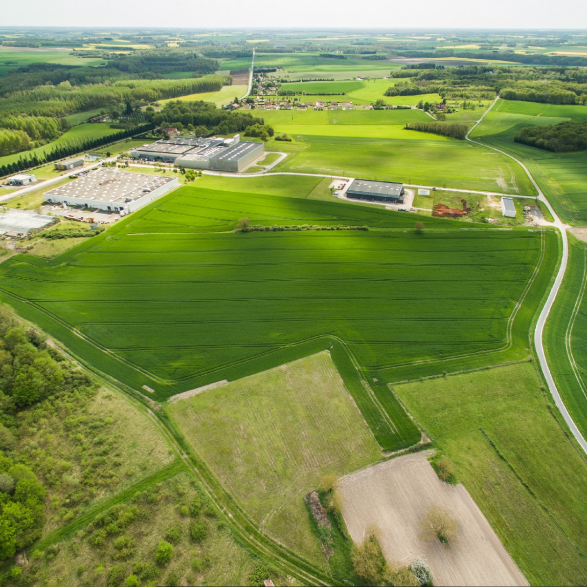 
                                                Vente
                                                 À vendre – 16,7 hectares de Terrains Industriels divisibles à proximité de Vierzon – Indre (36)
