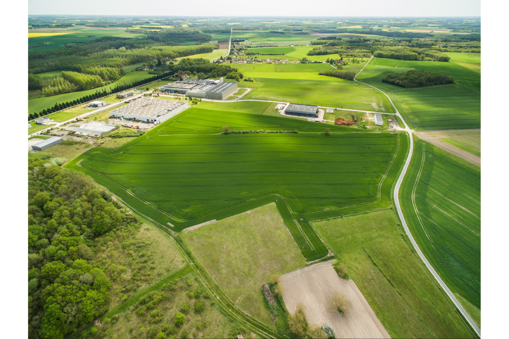 
                                                Vente
                                                 À vendre – 16,7 hectares de Terrains Industriels divisibles à proximité de Vierzon – Indre (36)