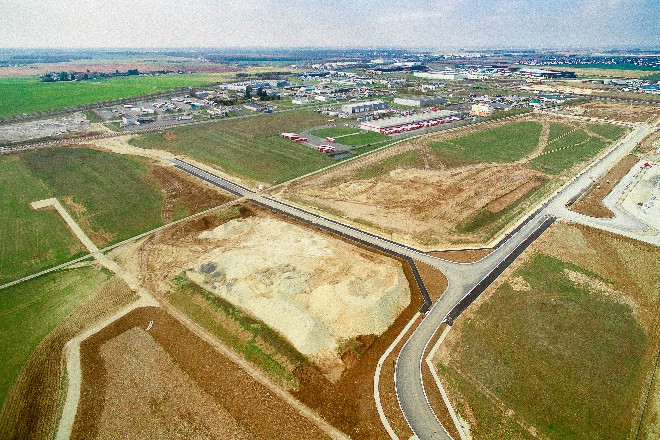 
                                                Vente
                                                 À vendre – 4,78 hectares de Terrains Industriels Clés en Main à Bourges – Cher (18)
