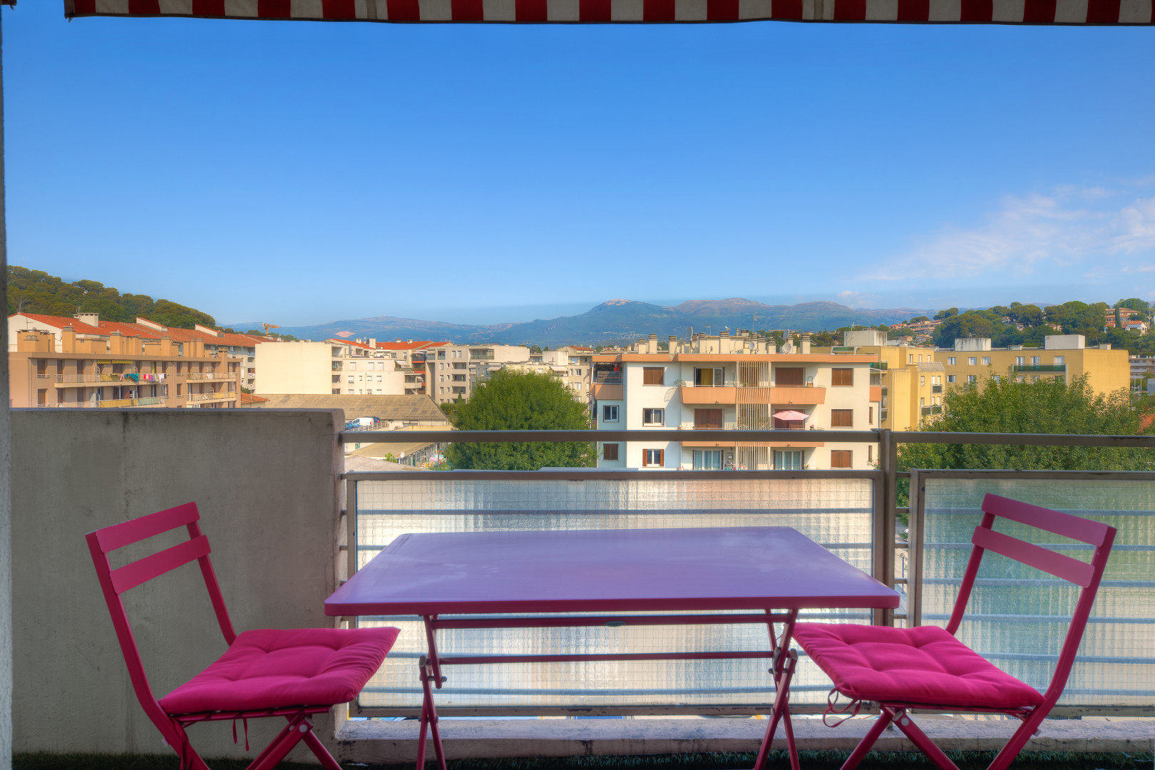 
                                                Vente
                                                 À vendre – 4 pièces lumineux avec balcons et cave – Cagnes-sur-Mer