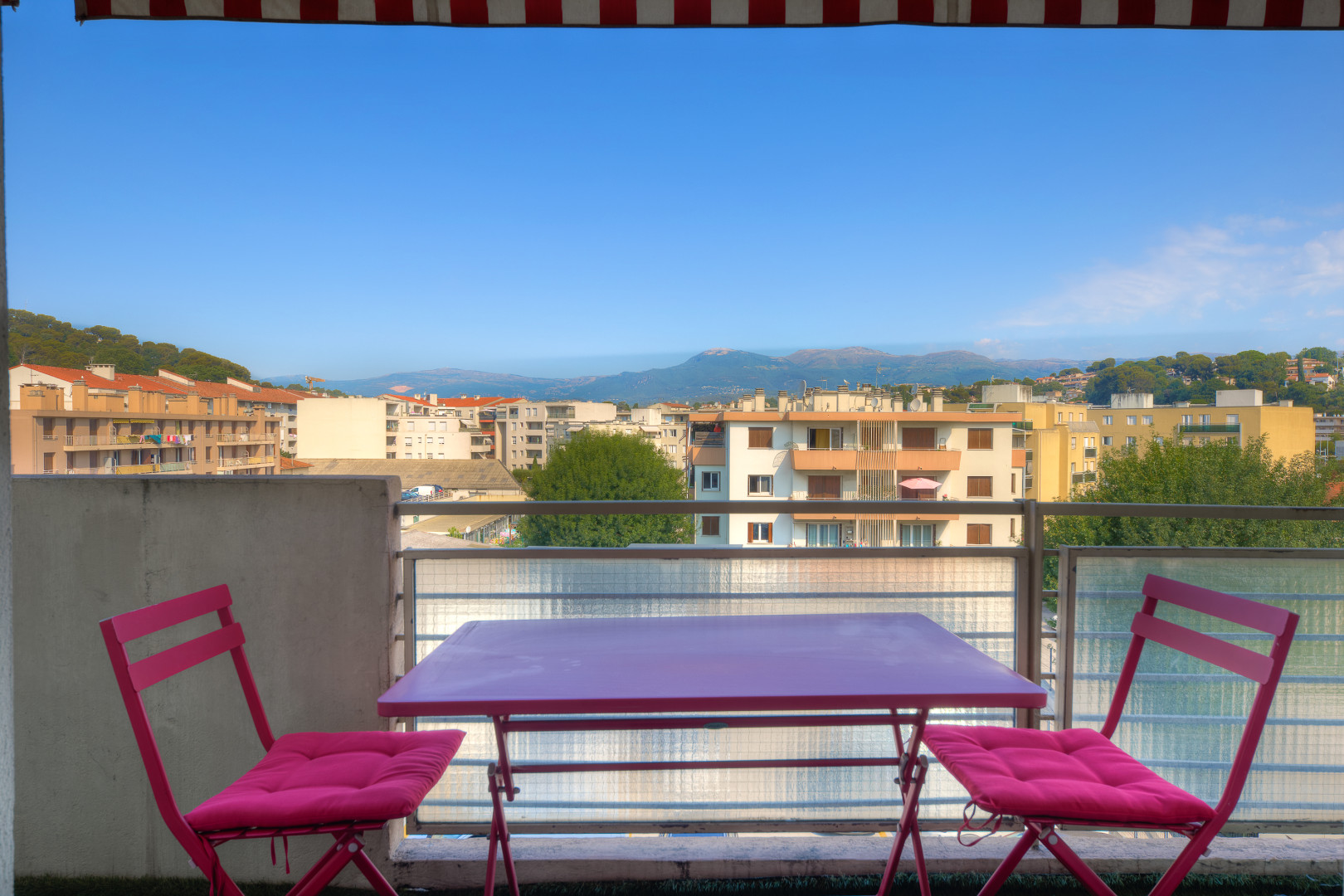 
                                                Vente
                                                 À vendre – 4 pièces lumineux avec balcons et cave – Cagnes-sur-Mer