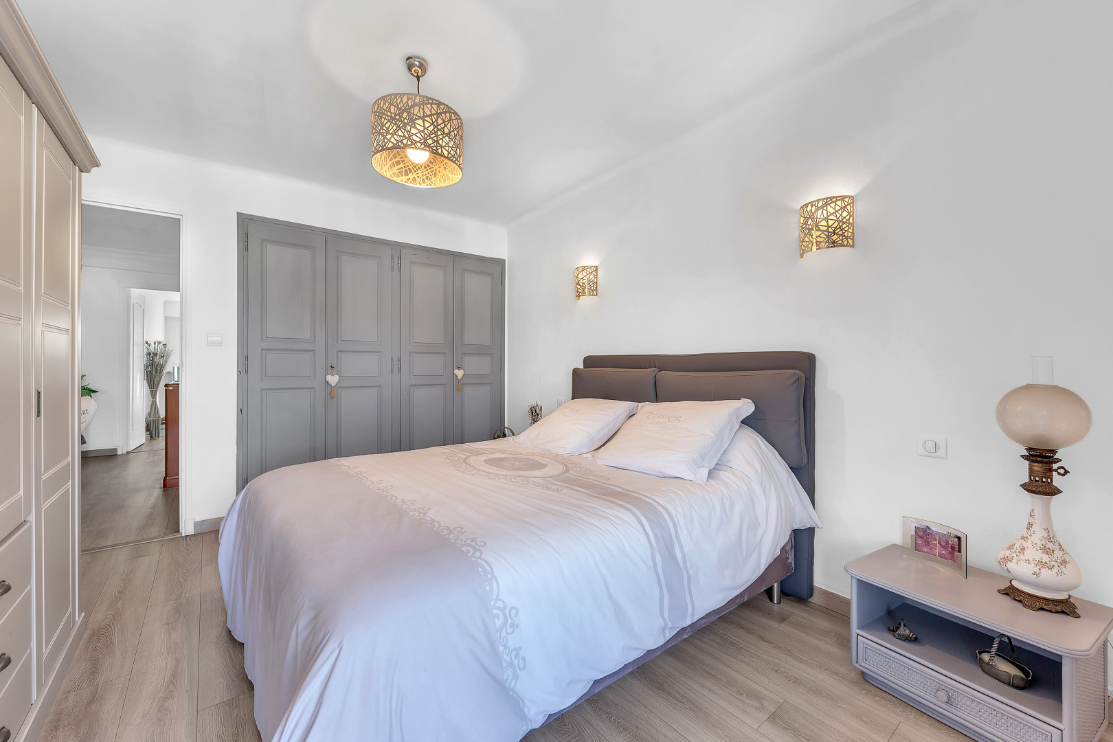 
                                                Vente
                                                 À vendre – 4 pièces lumineux avec balcons et cave – Cagnes-sur-Mer