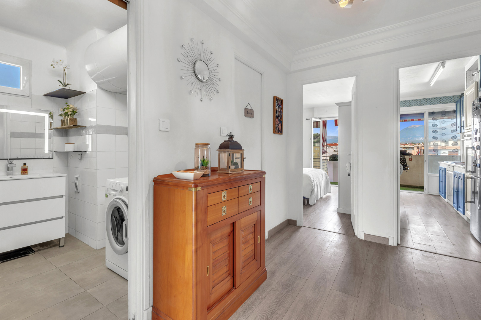 
                                                Vente
                                                 À vendre – 4 pièces lumineux avec balcons et cave – Cagnes-sur-Mer