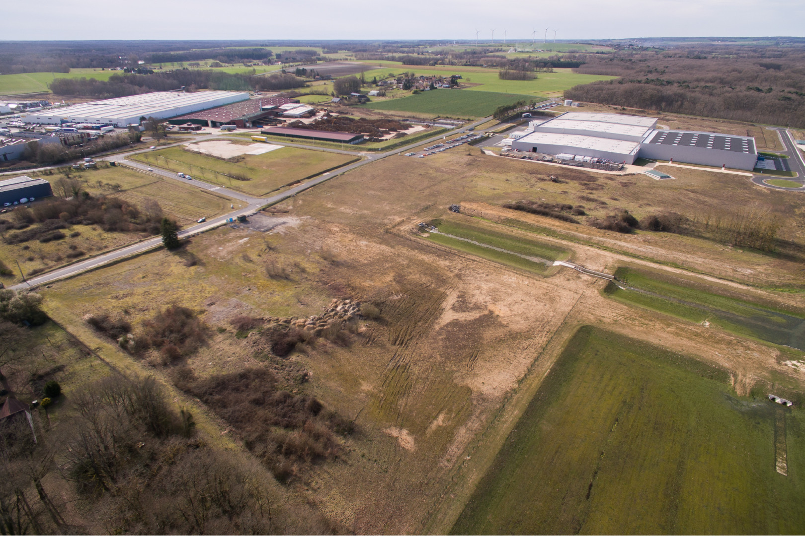 
                                                Vente
                                                 À vendre – 5,6 hectares de terrains Industriels à Châteauroux ouest – Indre (36)