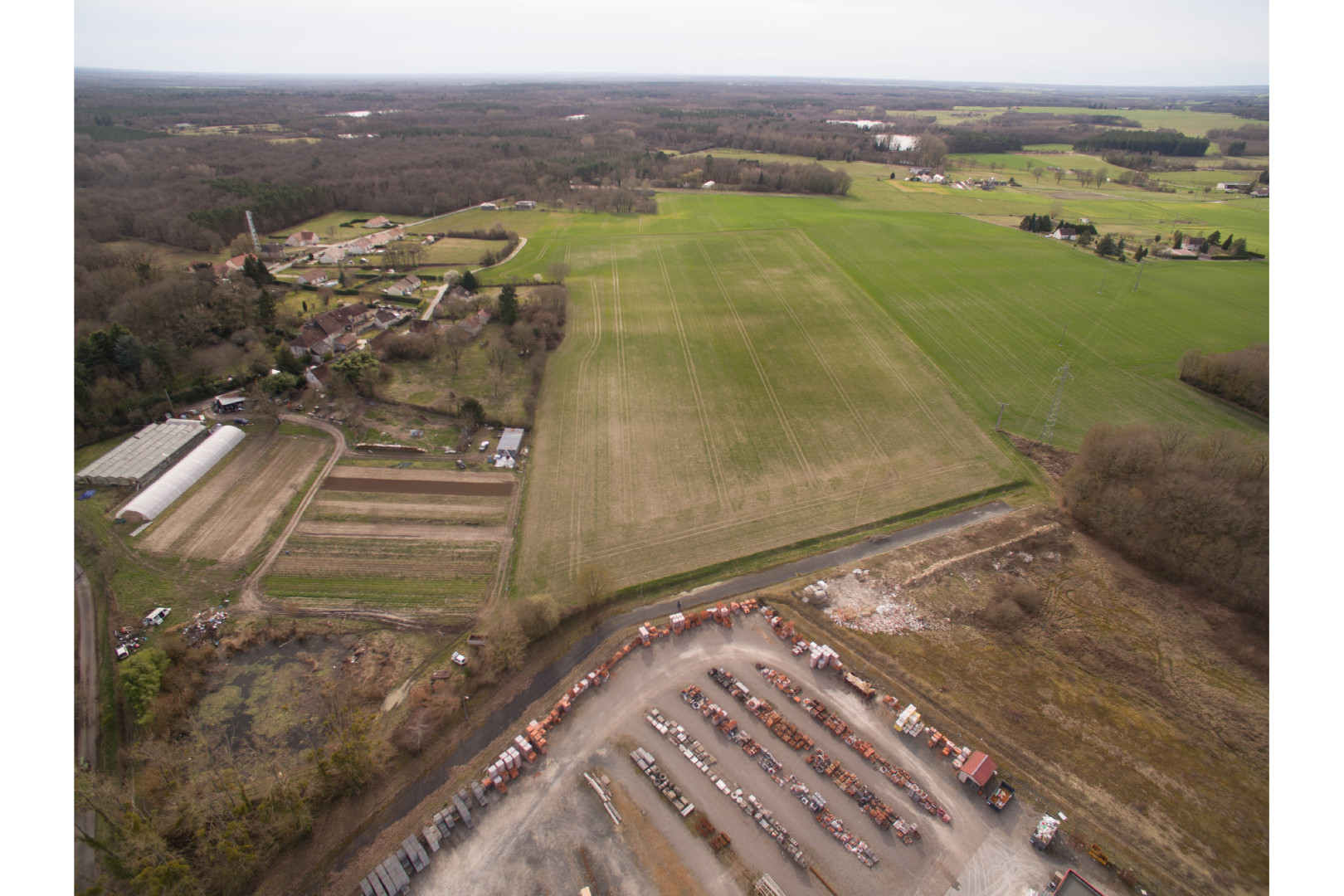 
                                                Vente
                                                 À vendre – 5,6 hectares de terrains Industriels à Châteauroux ouest – Indre (36)