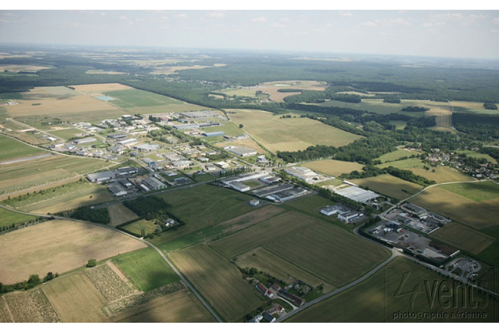 
                                                Vente
                                                 À vendre – 90 hectates de terrains industriels  à Amboise – Indre-et-Loire (37)