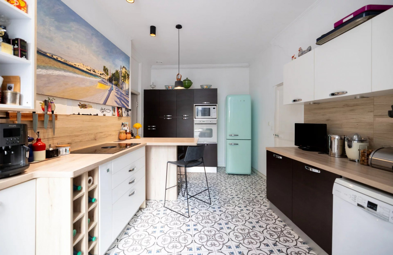 
                                                Vente
                                                 À VENDRE - APPARTEMENT 6P 167M² - NICE CARABACEL