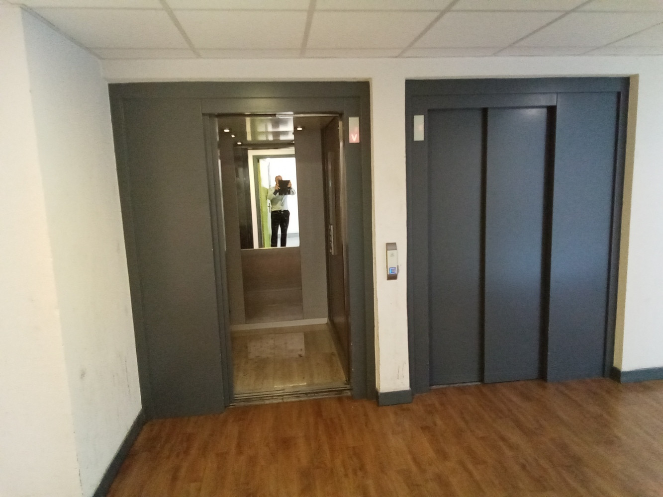 
                                                Vente
                                                 A VENDRE APPARTEMENT T1